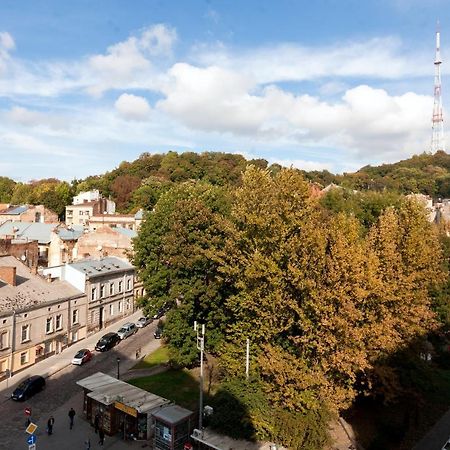 Leogrand Apartments On Khmelnytskoho 11 Lviv Kültér fotó