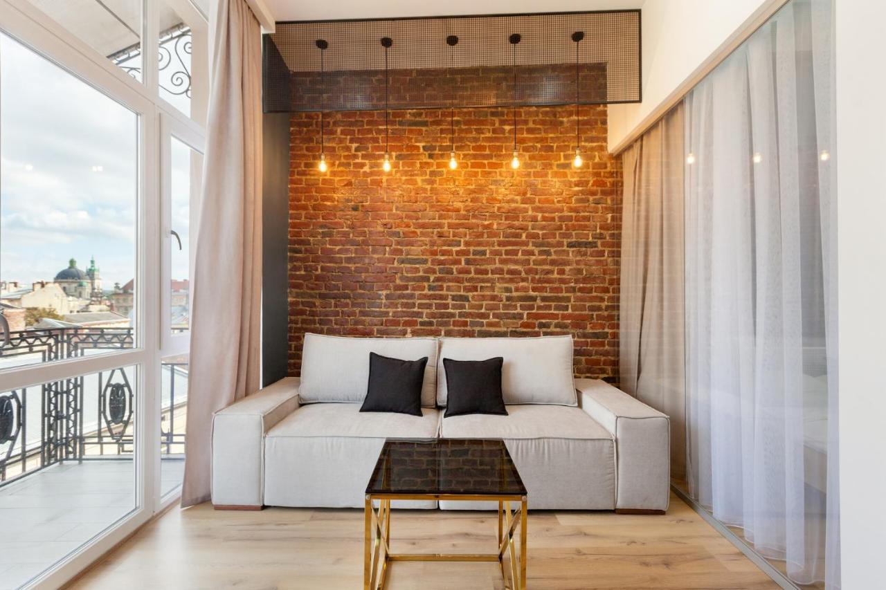 Leogrand Apartments On Khmelnytskoho 11 Lviv Kültér fotó