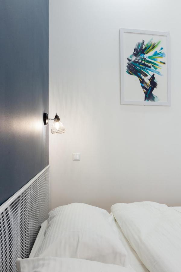 Leogrand Apartments On Khmelnytskoho 11 Lviv Kültér fotó